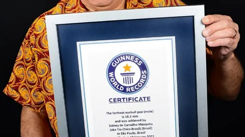 南京60米栏大赛：刘俊茜、吴艳妮脱颖而出，勇夺男女冠军——中新网消息